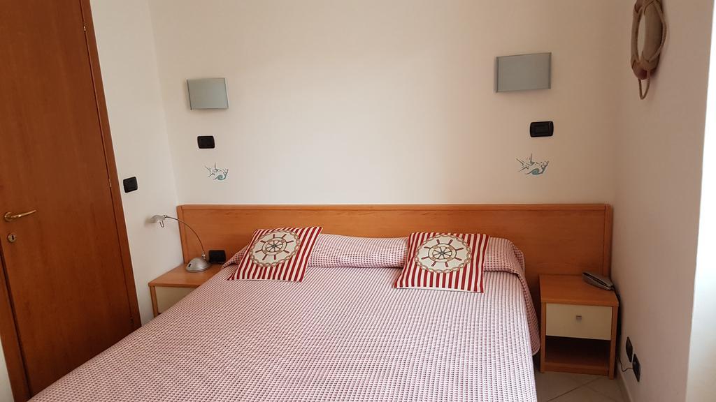 Hotel Stella Marina Леричі Екстер'єр фото