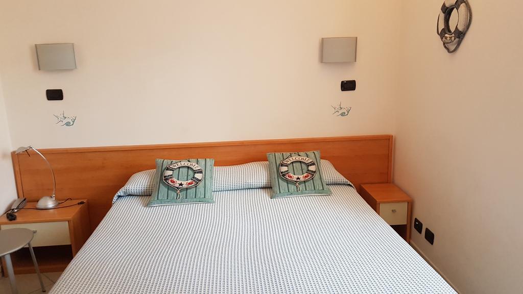 Hotel Stella Marina Леричі Екстер'єр фото