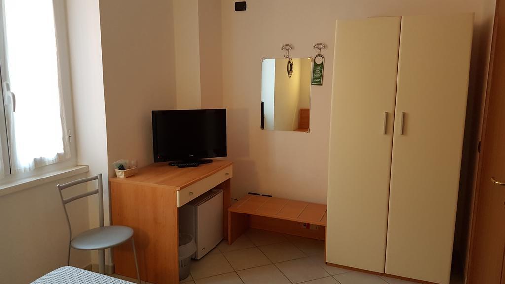 Hotel Stella Marina Леричі Екстер'єр фото