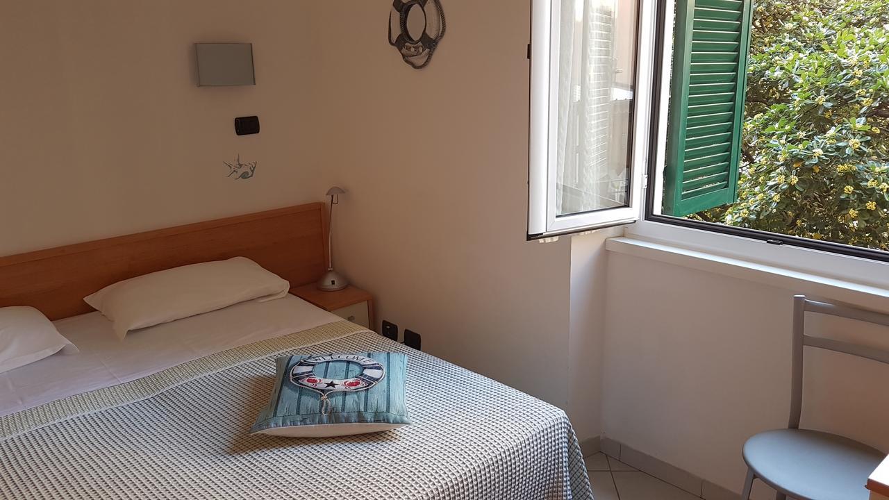 Hotel Stella Marina Леричі Екстер'єр фото