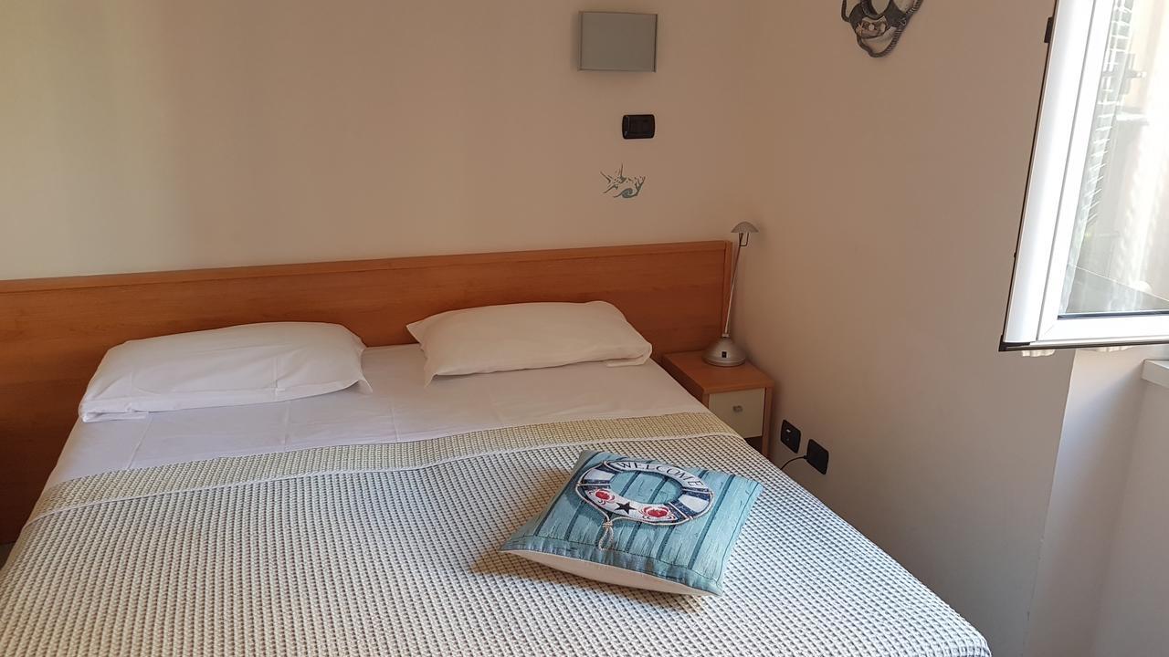 Hotel Stella Marina Леричі Екстер'єр фото